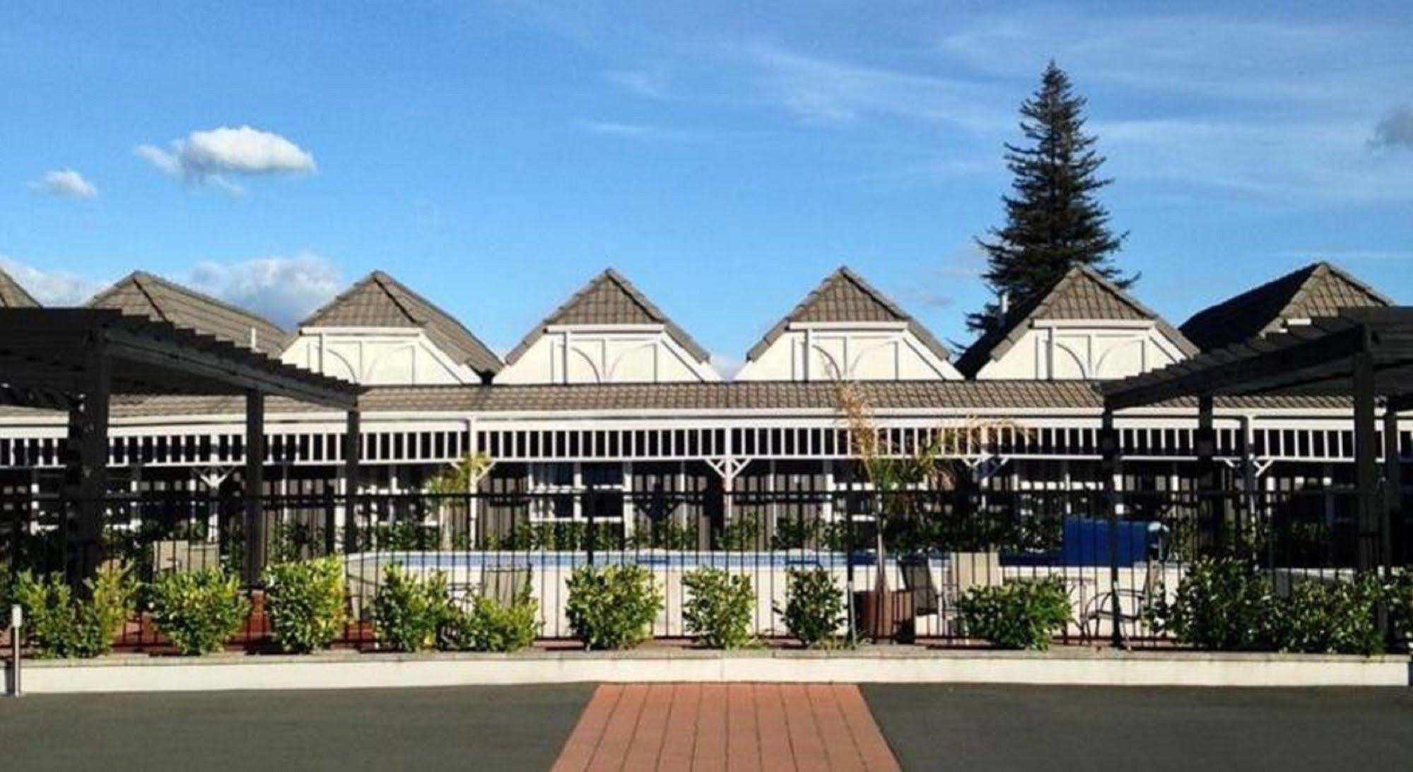 Lake Rotorua Hotel Exterior foto